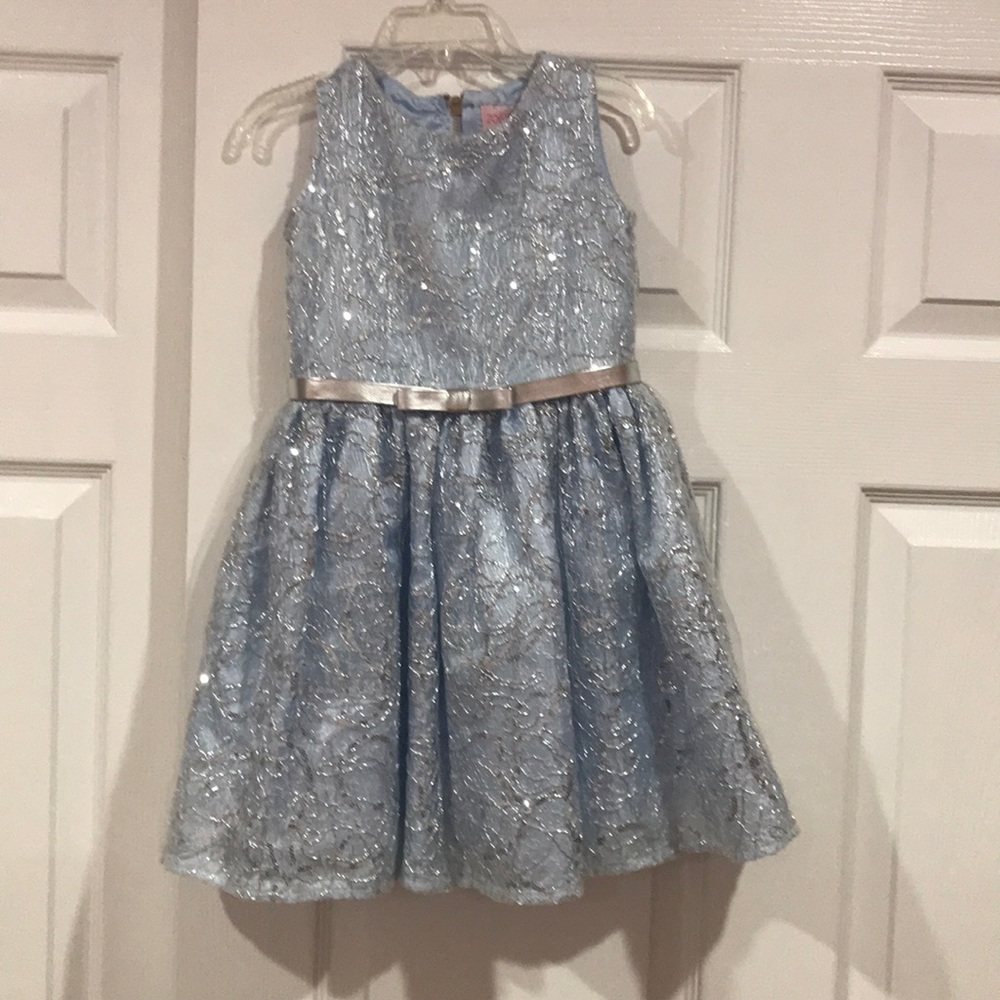 Gorgeous formal dress